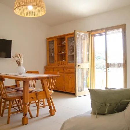 Dimora In Stile Mediterraneo - 5min Budoni Apartment *